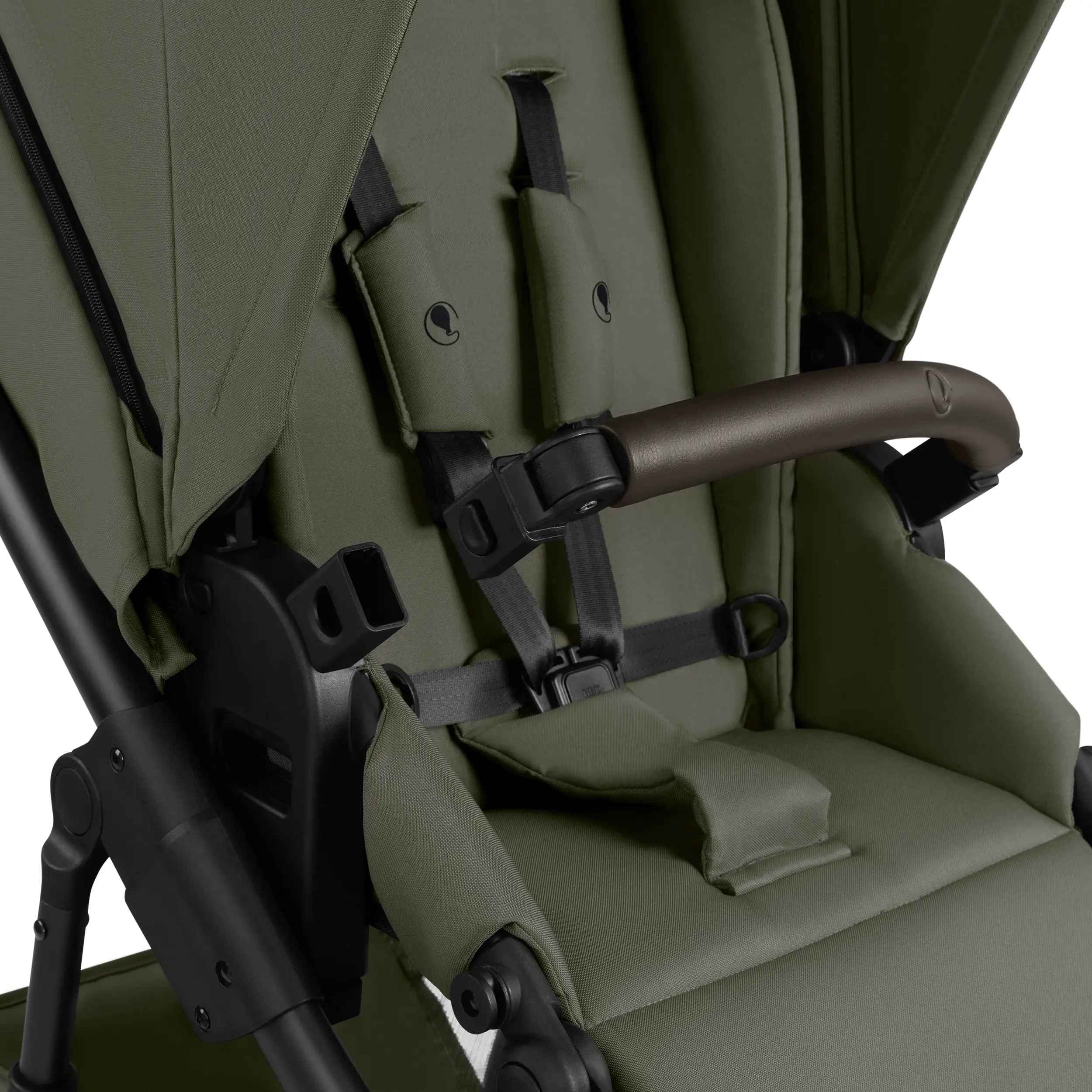 Set passeggino 4in1 Salsa Core incl. ovetto Calla con funzione reclinabile e base ISOFIX Root - Olive