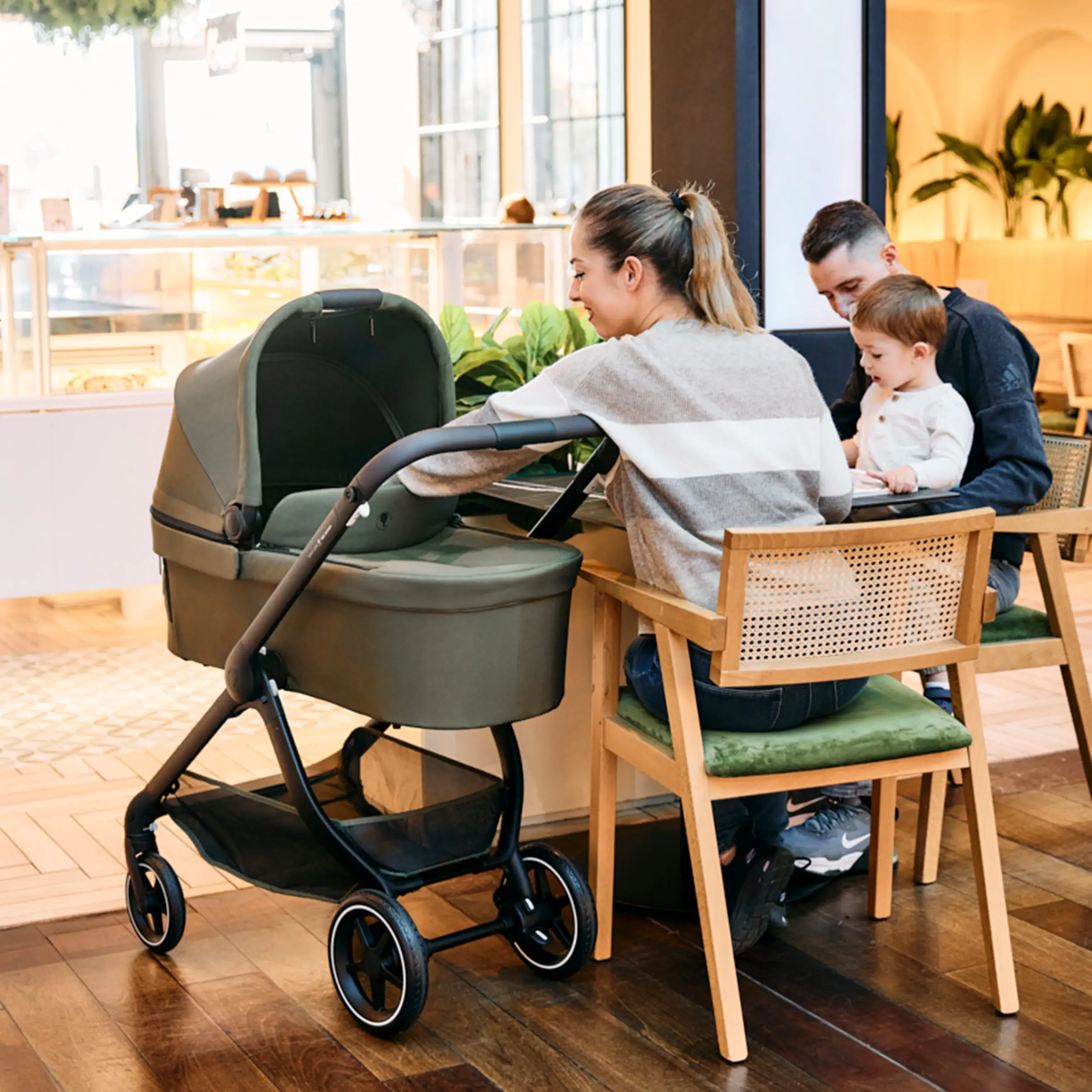Set passeggino 4in1 City Life con base Isofix - Avocado