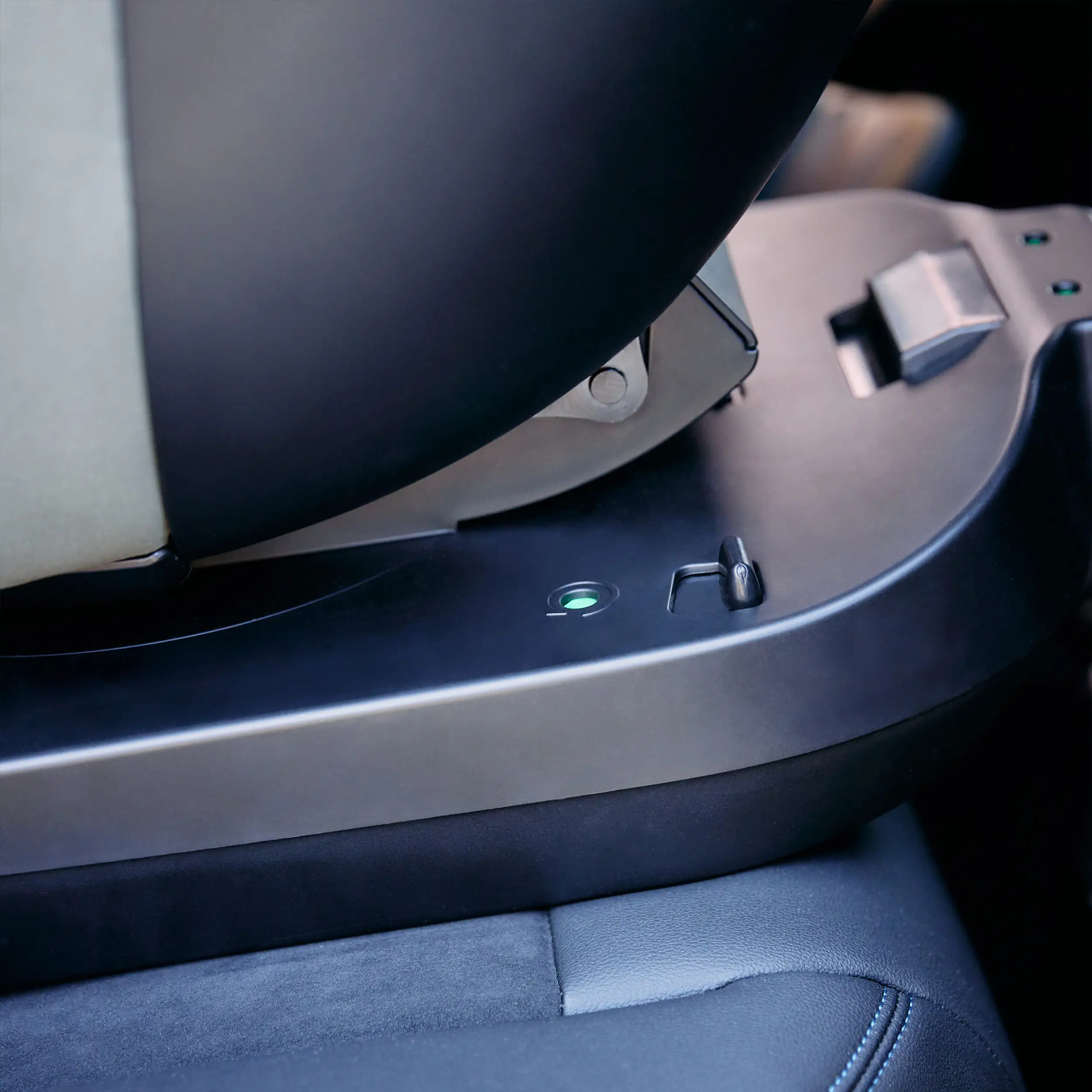 Seggiolino auto Lily i-Size incl. base ISOFIX girevole Root - Sage
