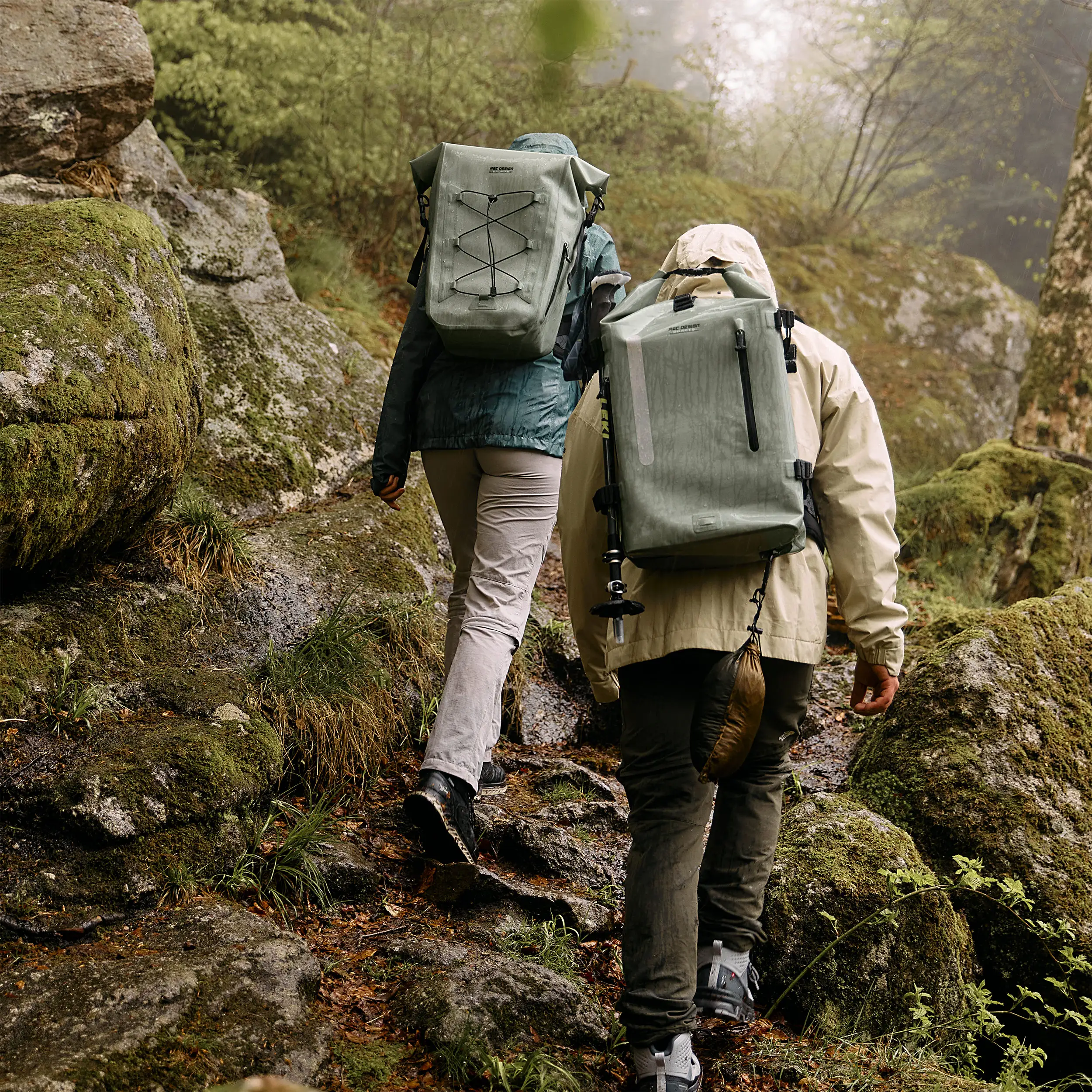 Zaino outdoor Solothurn 22L per la vita quotidiana e l'avventura - Pine