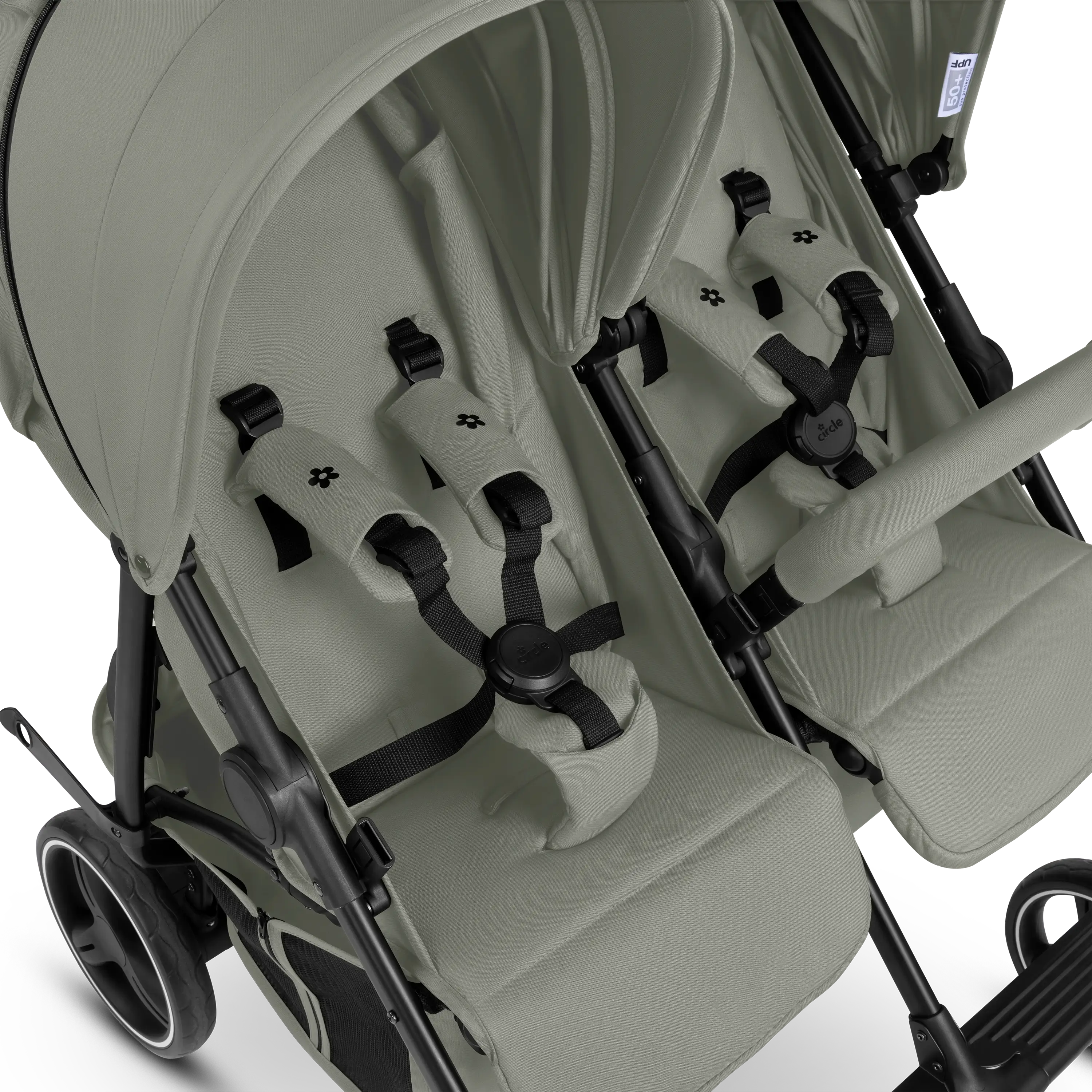 Allacciare le cinture in modo sicuro è facile